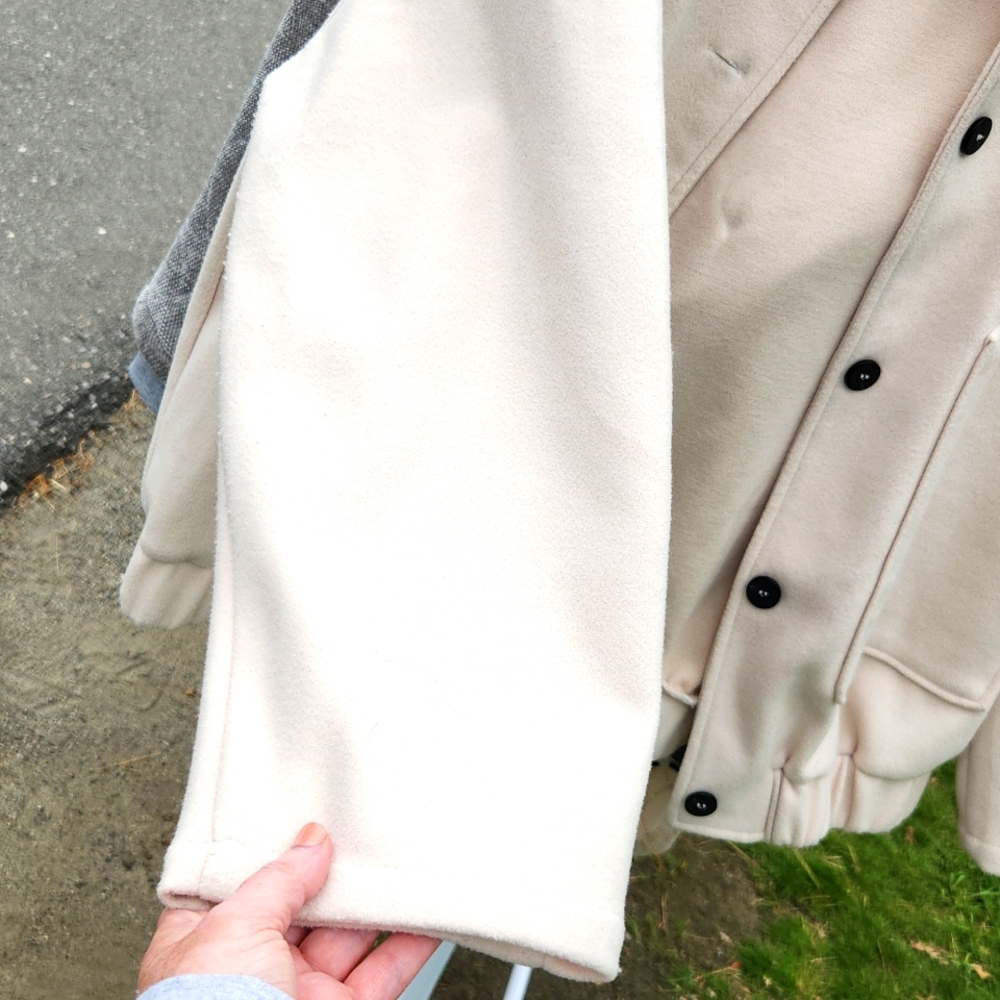 Women's Cream Bomber Jacket - Picture 4 of 6